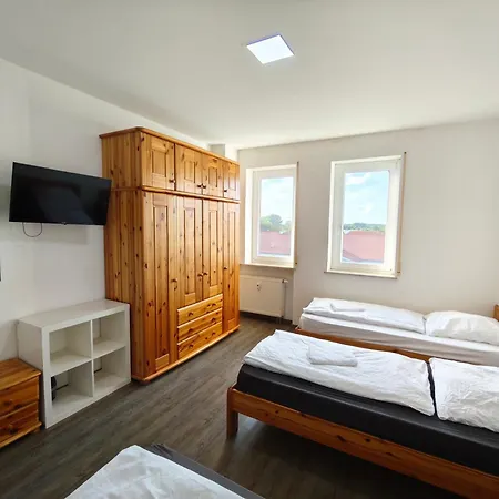 Spacious Worker With Rooftop Terrace - Up To 21 Guests *