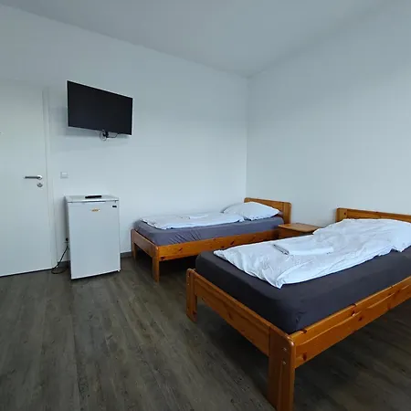 아파트 Spacious Worker With Rooftop Terrace - Up To 21 Guests *